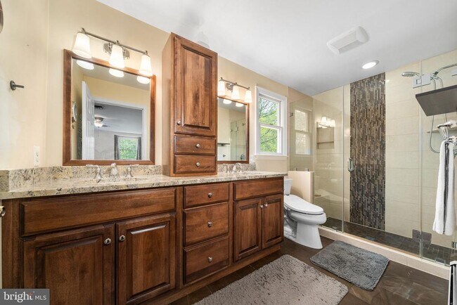 Building Photo - 12013 Hamden Ct