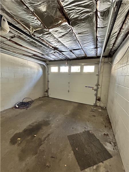 Building Photo - 98 View St