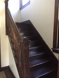 Common Area Steps - 554 W Doty St