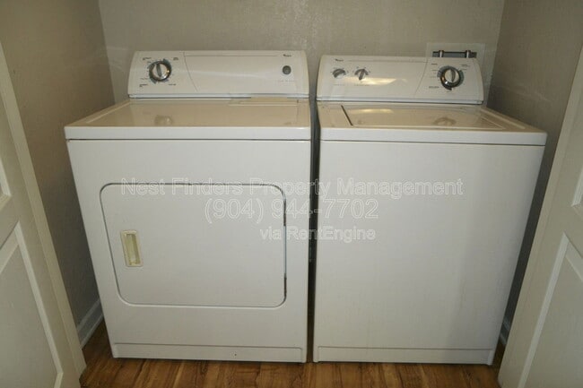 Building Photo - 8290 Gate Pkwy W