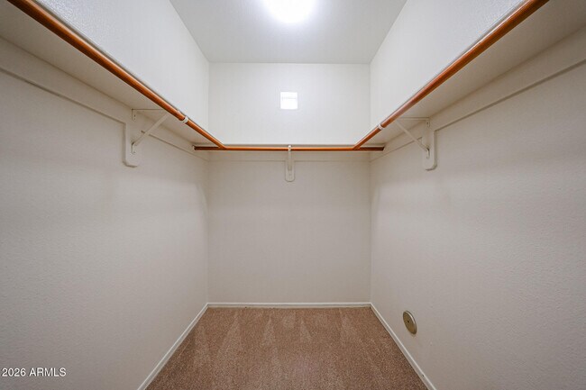 Building Photo - 3221 N 37th St