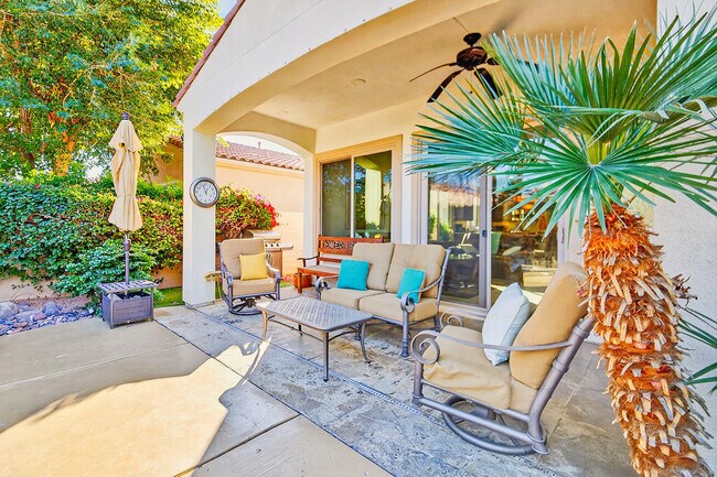 Building Photo - 81656 Avenida De Baile