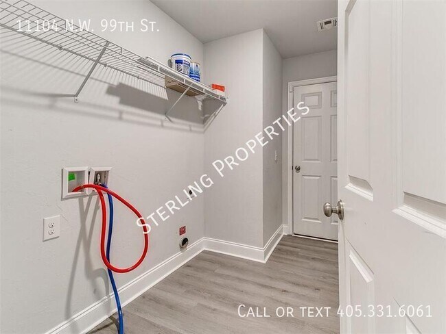 Building Photo - 11104 NW 99th St