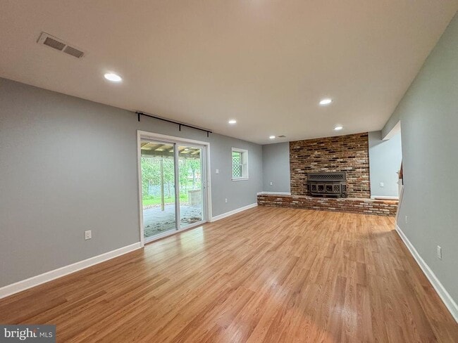 Building Photo - 2396 Mizzen Pl