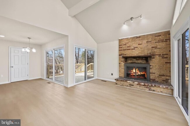 Building Photo - 2520 Linwood Ln