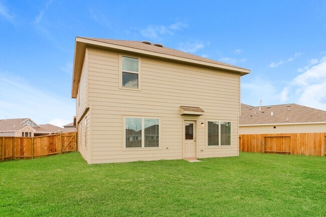 Building Photo - 202 Alder Laurels Cv