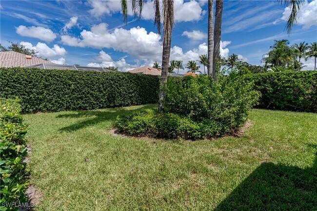 Building Photo - 4949 Kingston Way