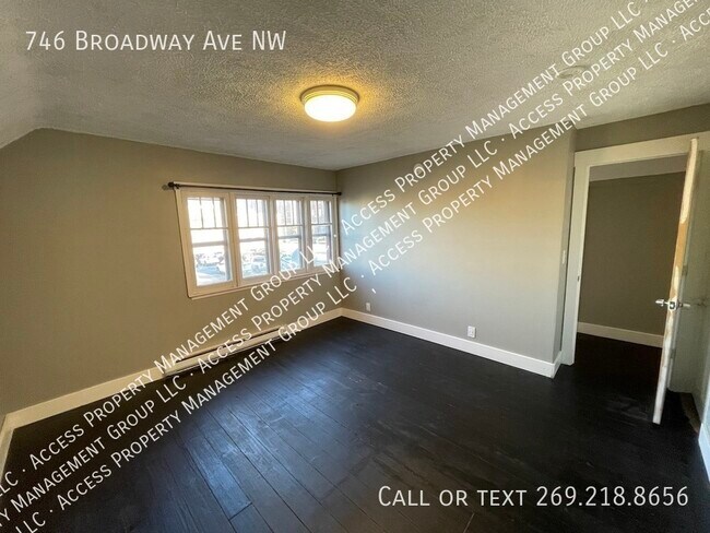 Building Photo - 746 Broadway Ave NW