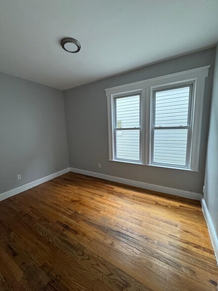 Building Photo - 1057 Lafayette St
