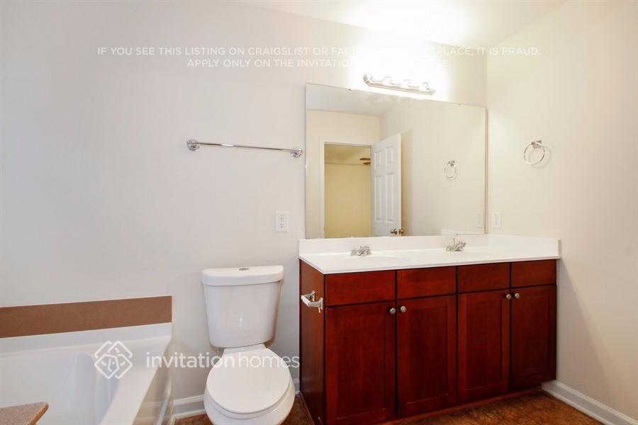 Building Photo - 525 Averasboro Dr