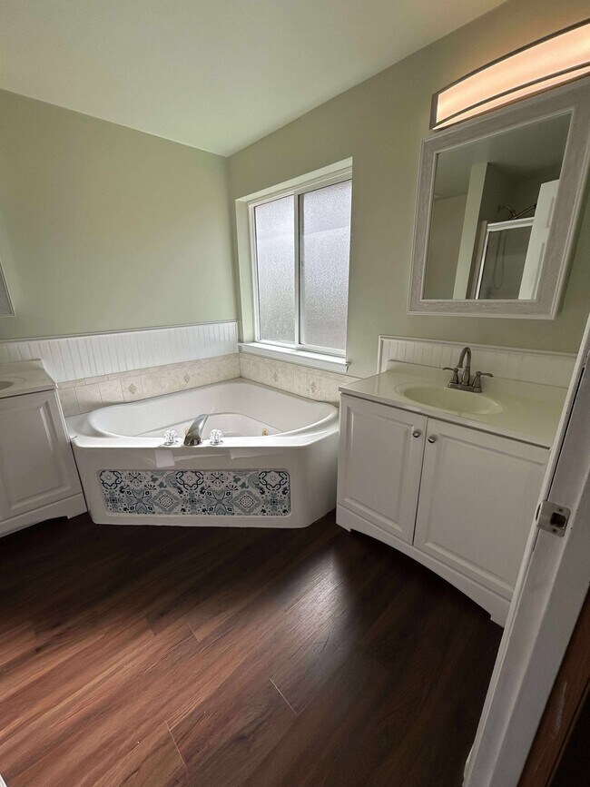 Building Photo - 15839 Yelm Terra Way SE