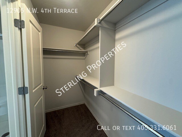 Building Photo - 12905 NW 4th Terrace