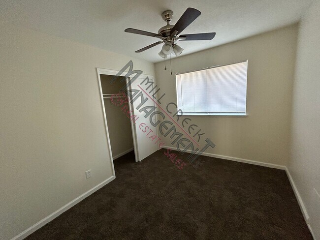 Building Photo - 1498 E Cerritos Ave