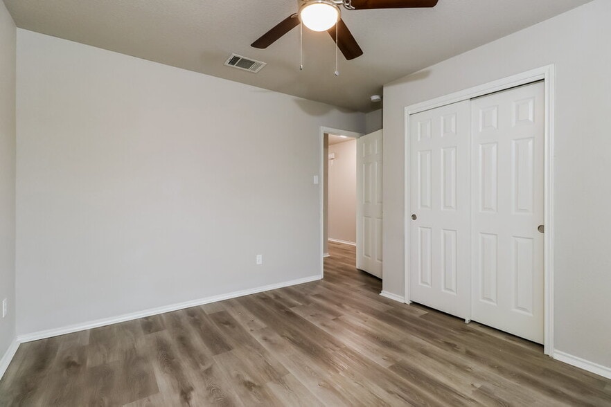 Building Photo - 331 Altamont St