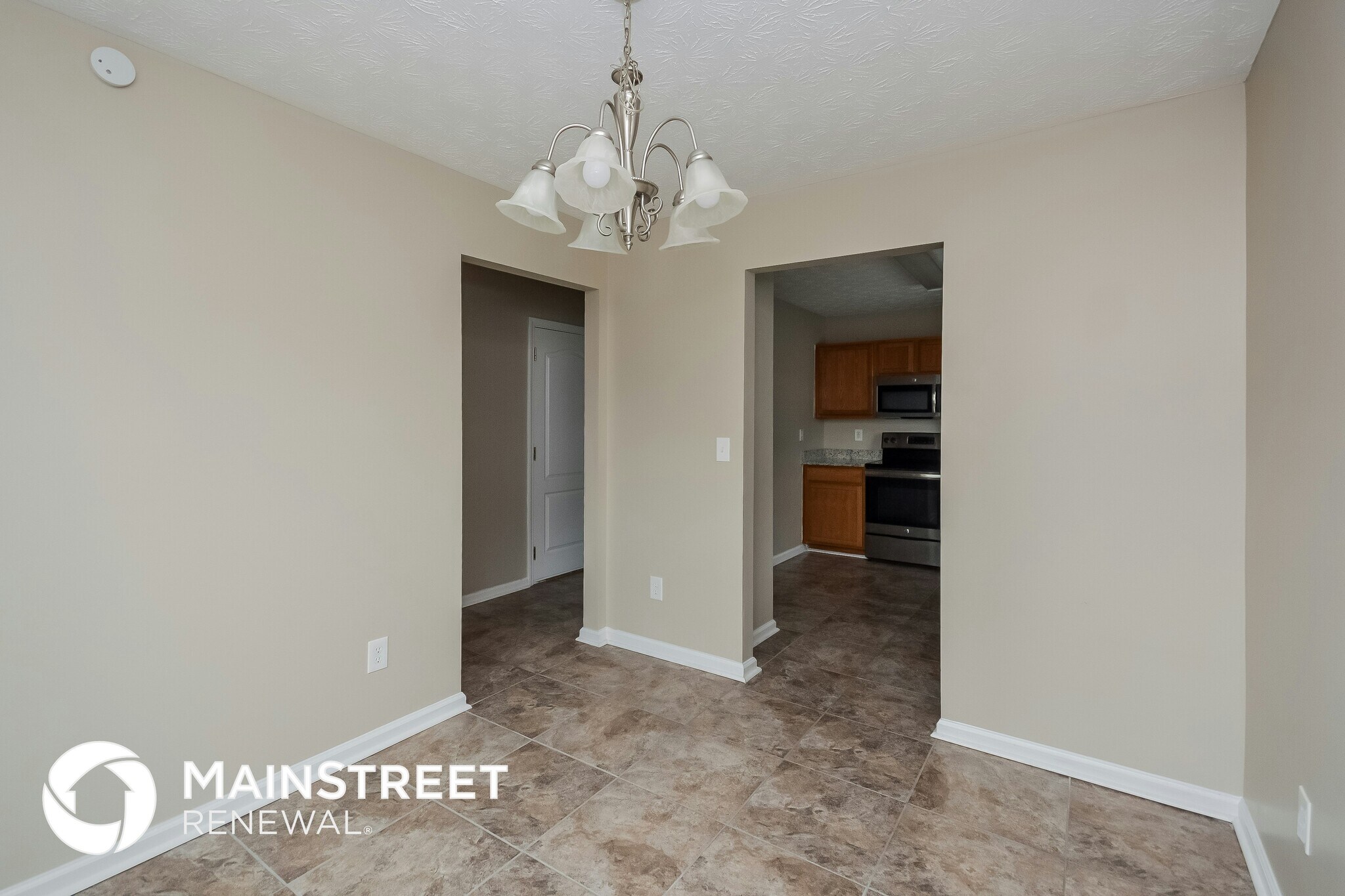 Building Photo - 420 Victoria Blvd