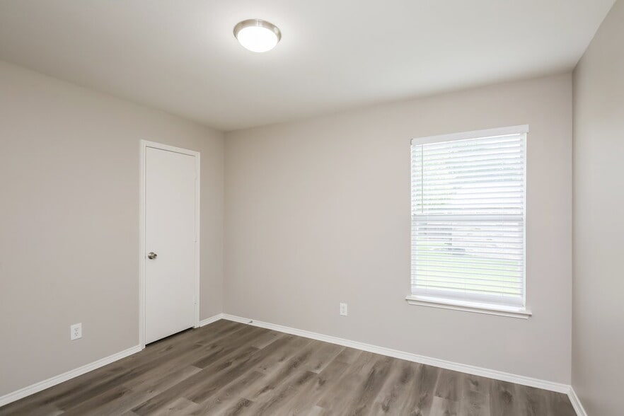 Building Photo - 5436 Trout Creek Ct