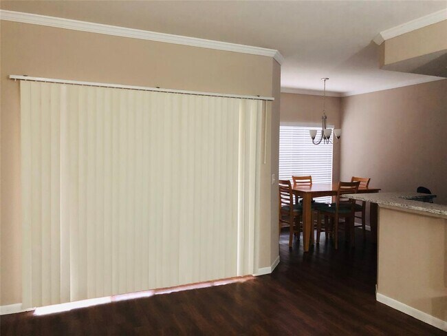 Building Photo - 6000 Shepherd Mountain Cove