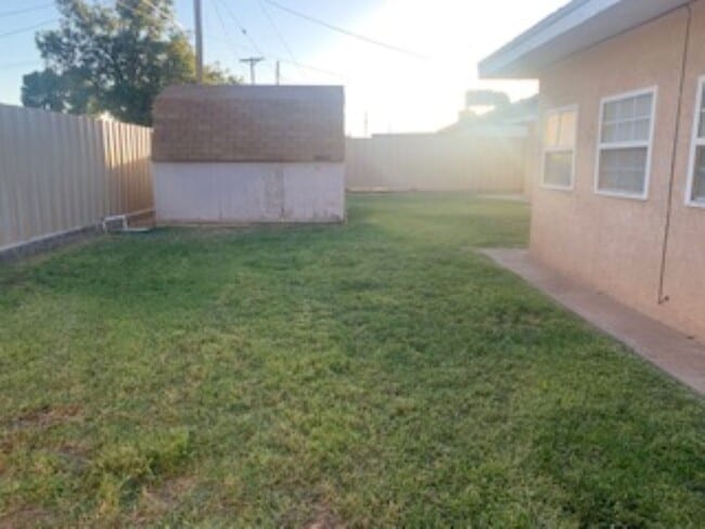 Building Photo - Nice Three Bedroom, 2 Bath home for rent.