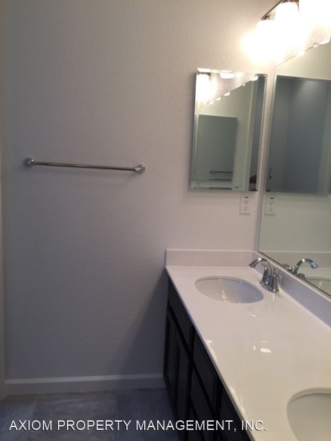 Building Photo - 3 br, 2.5 bath House - 2129 Pasqual Dr.