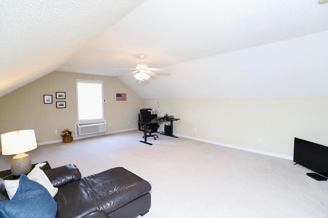 Building Photo - 3196 Daufaskie Rd