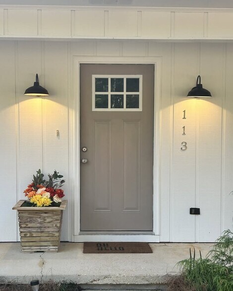 Front door - 113 Penny Ln