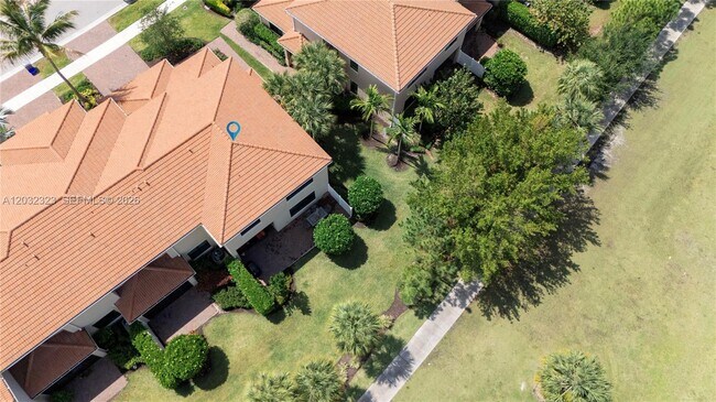 Building Photo - 10069 Brickhill Dr
