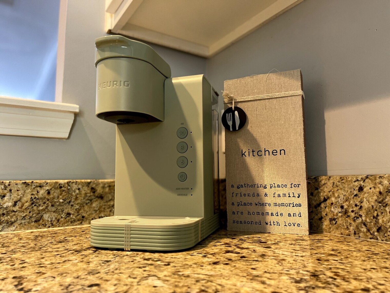 Building Photo - 617 Lake Forest Road