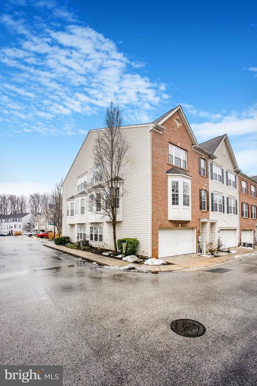 Building Photo - 7191 Water Oak Rd