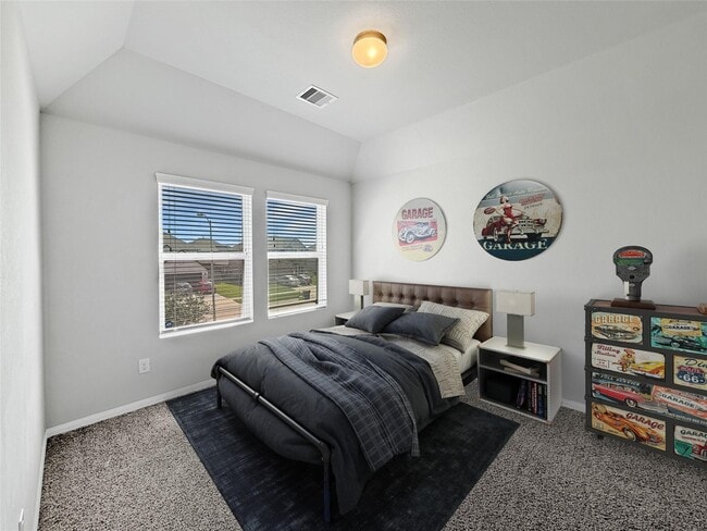 Building Photo - 3003 Silverhorn Ln