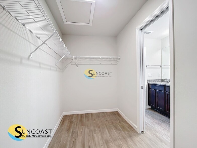 Building Photo - 20241 Peachland Blvd