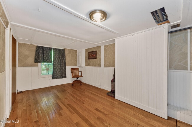 Building Photo - 27 McKinley St