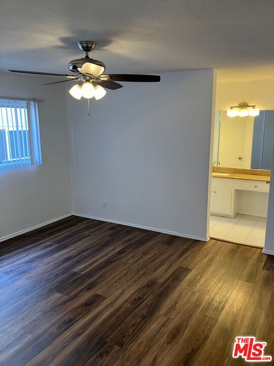 Building Photo - 11707 Kiowa Ave