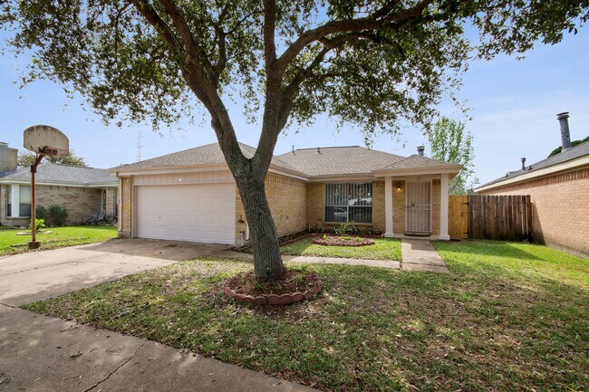 Building Photo - 13411 Creek Springs Dr