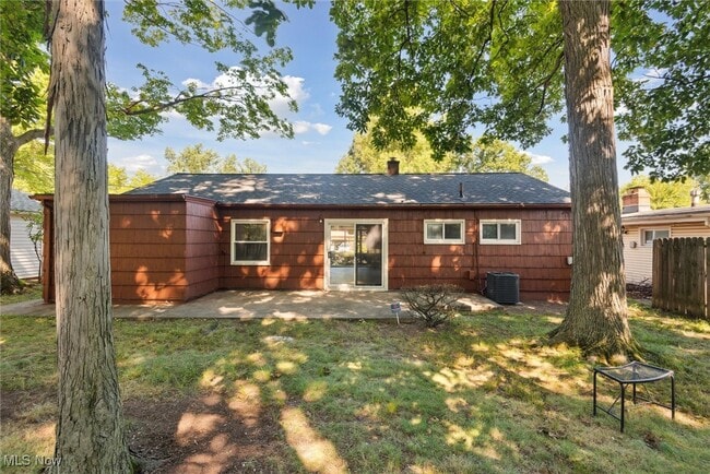Building Photo - 6411 Nelwood Rd