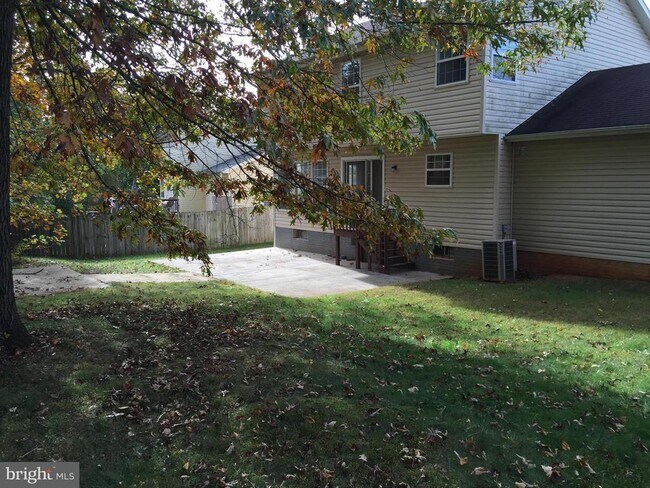 Building Photo - 96 Tanterra Dr