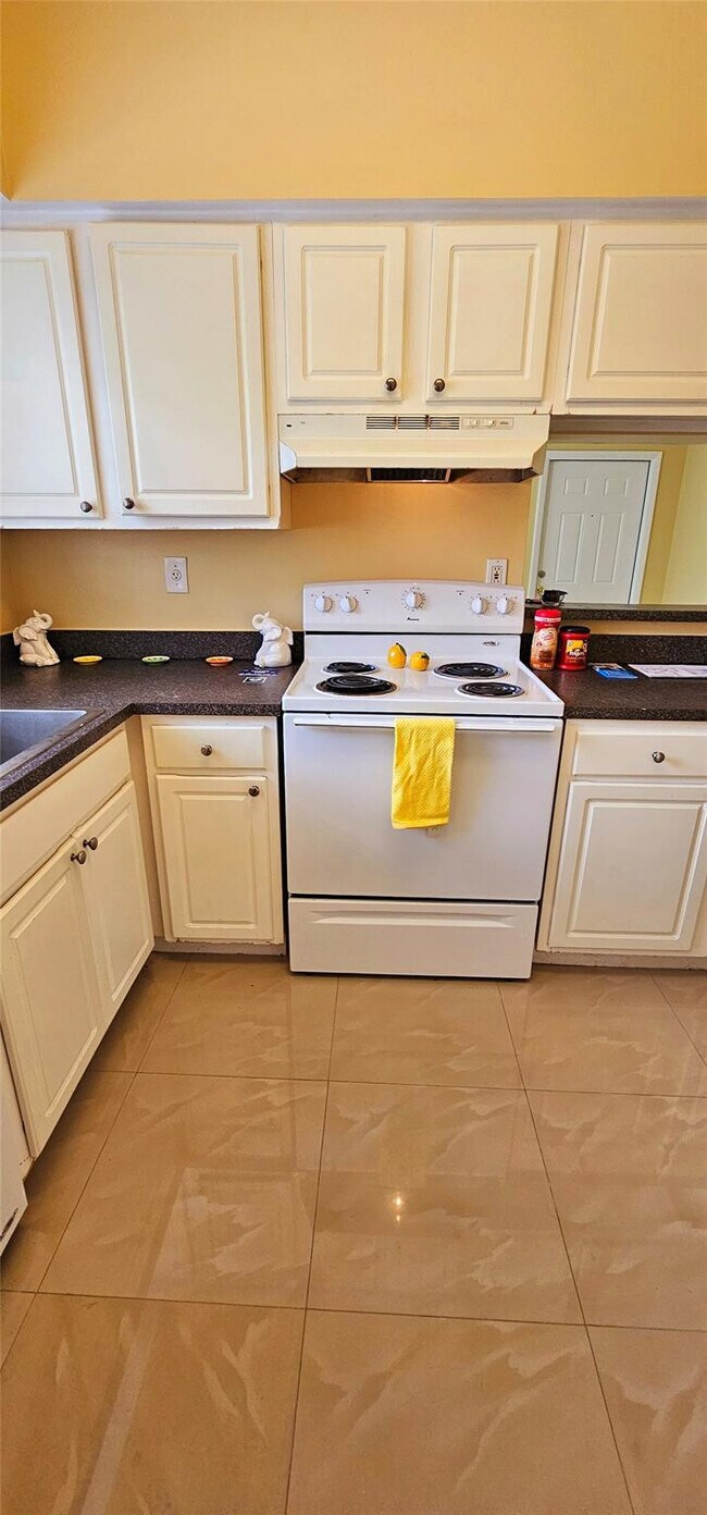 Building Photo - 1881 NW 96th Terrace