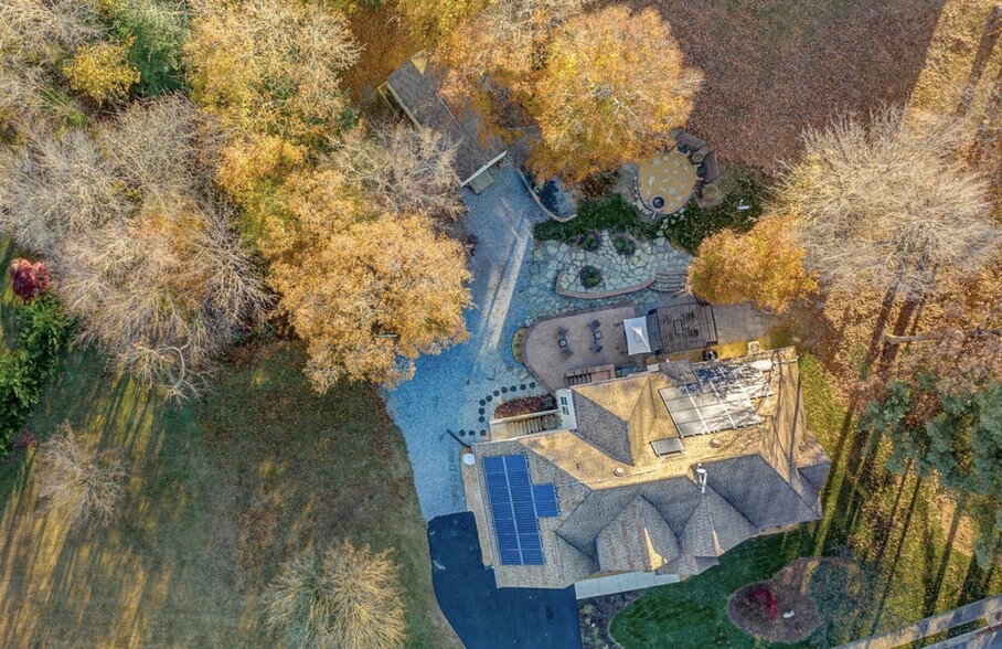 Building Photo - 109 Quail Ct