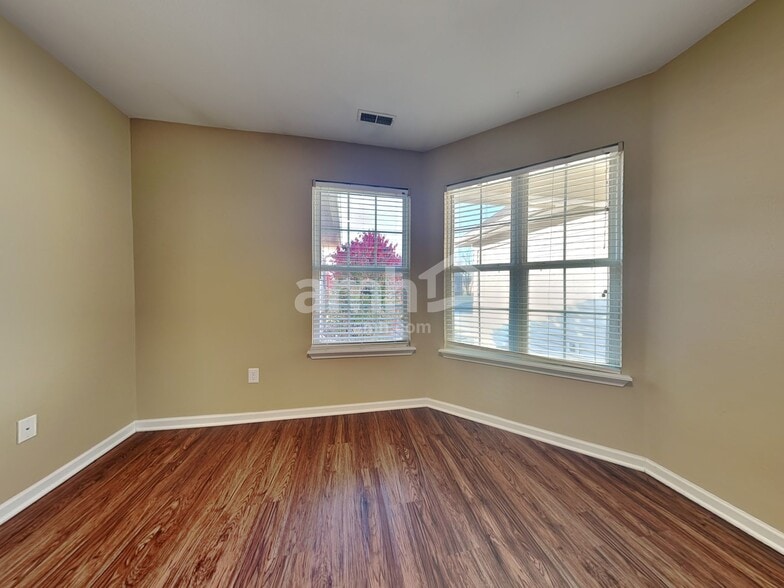 Building Photo - 19438 Rocky Beach Dr