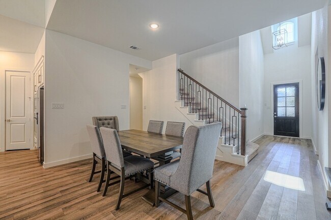 Building Photo - 662 Lost Maples Bend Ln