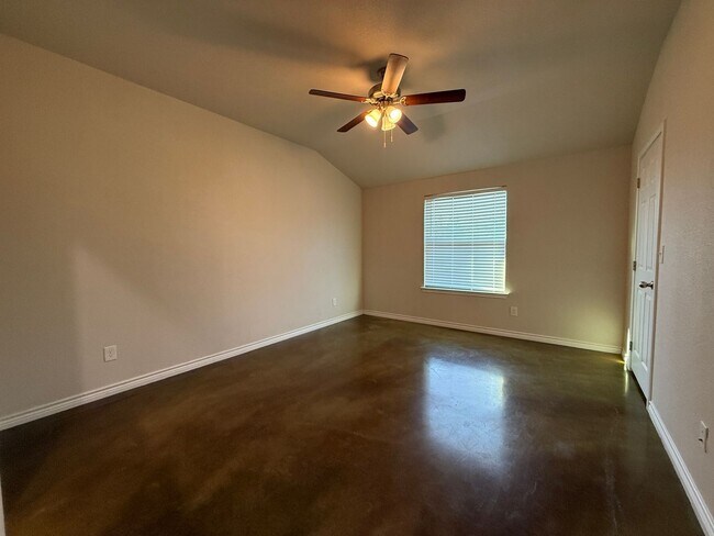 Building Photo - 108 Lowes Blvd