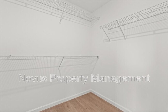 Building Photo - 105 Carroll Cir