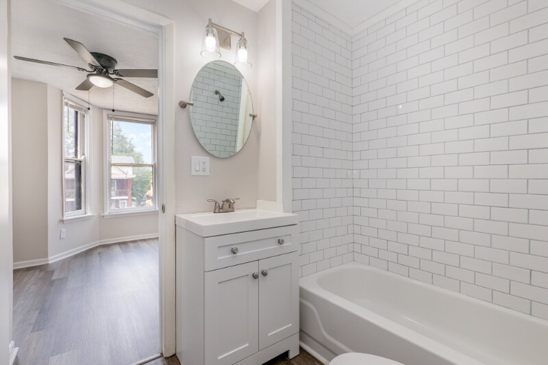 Building Photo - 3028 Cleinview Ave