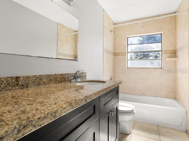 Building Photo - 5614 Riviera Dr