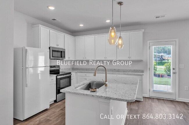 Building Photo - 503 Heswall Ct