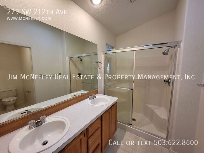Building Photo - 279 SW 212th Ave