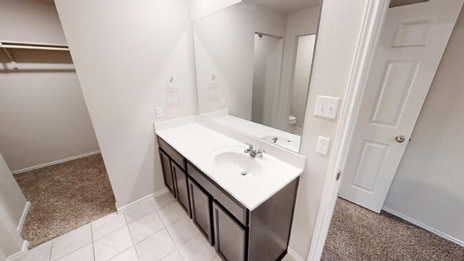 Building Photo - Beautiful Killeen Rental – Comfort and Con...