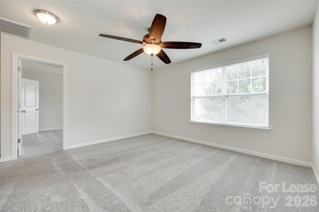 Building Photo - 1430 Harpers Inlet Dr