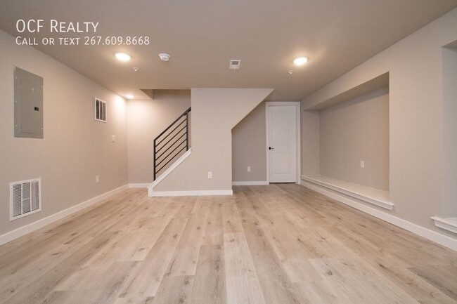 Building Photo - Two Bed Brewerytown Apartment