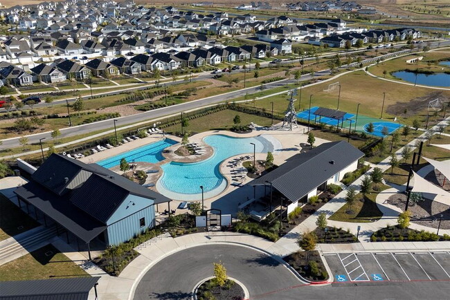 Building Photo - "Charming 2-Bed, 2-Bath Retreat with 1,327 Sq Ft of Comfort in Elgin, TX!"