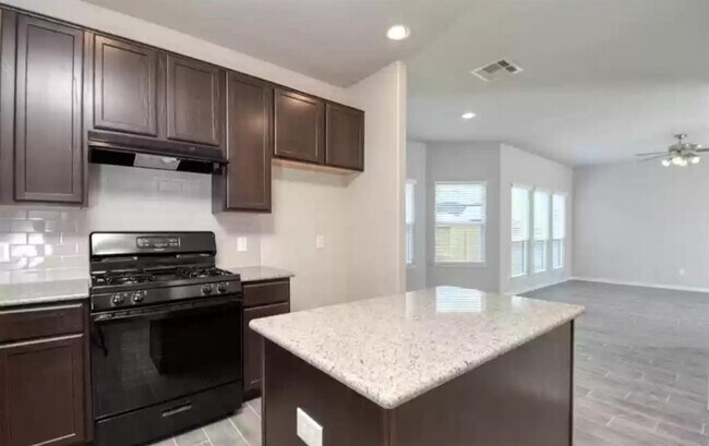 Building Photo - 29220 Enchanted Fls Cir